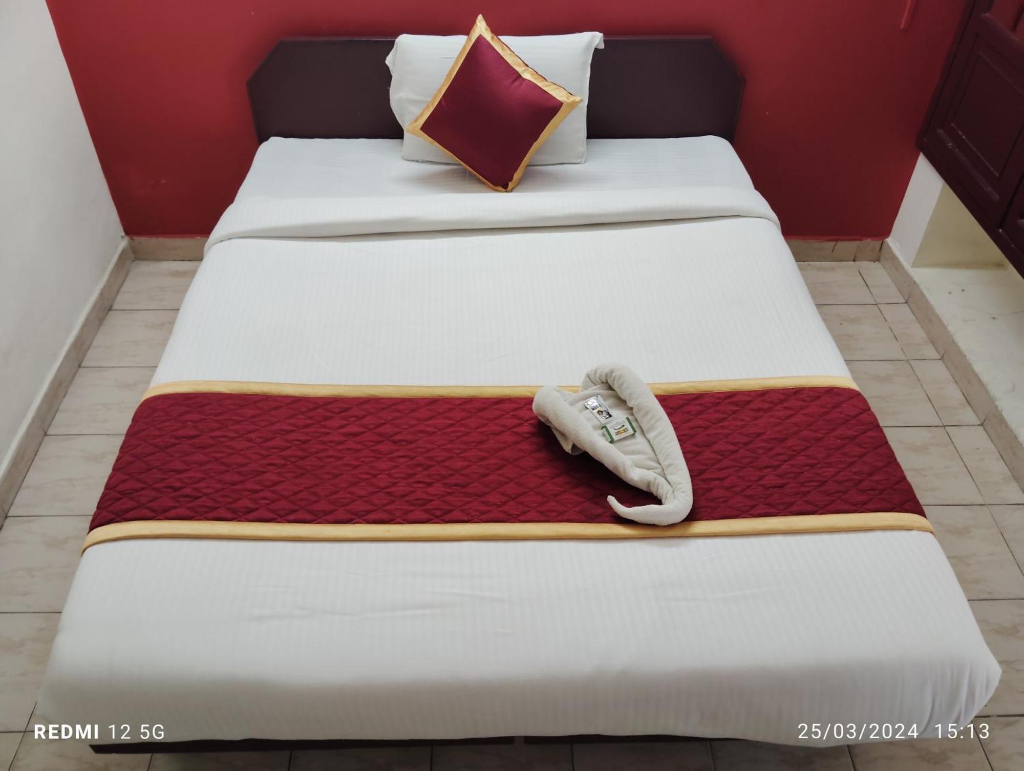 Hotel Gamas Inn تريفِندرم المظهر الخارجي الصورة